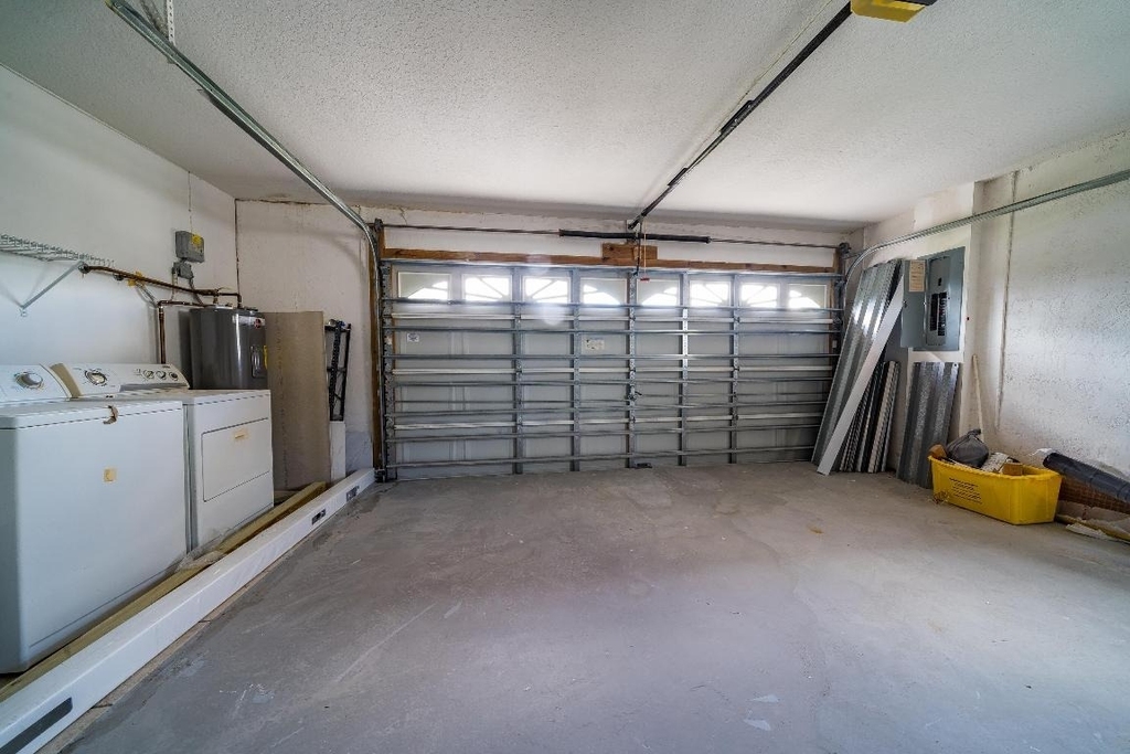 113 Madrid Street - Photo 11