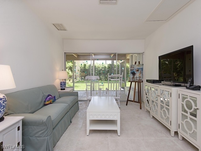 116 3rd St N - Photo 1