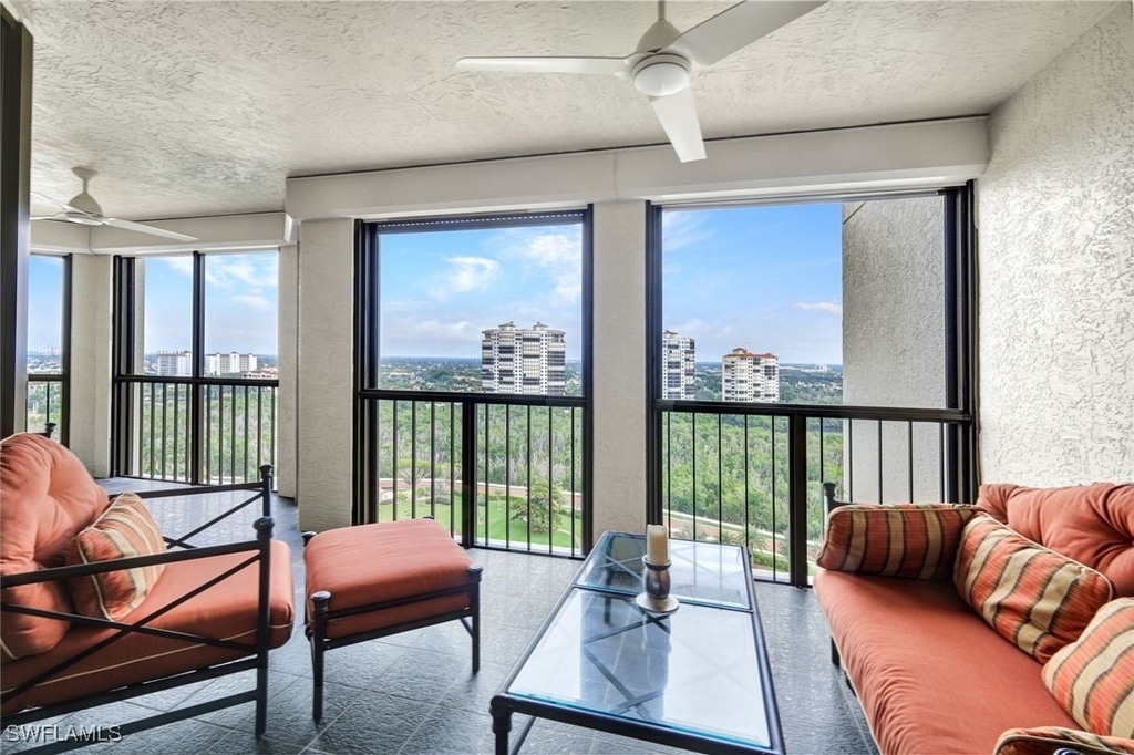 8171 Bay Colony Drive - Photo 17