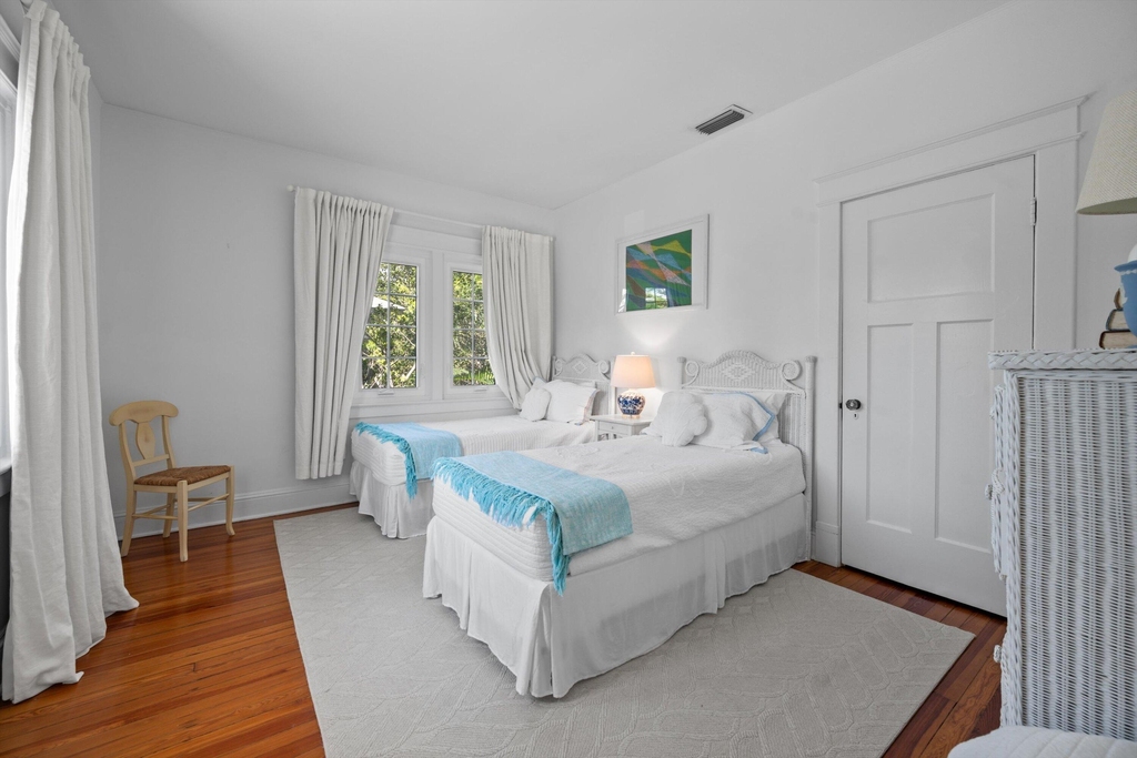 141 Chilean Avenue - Photo 18