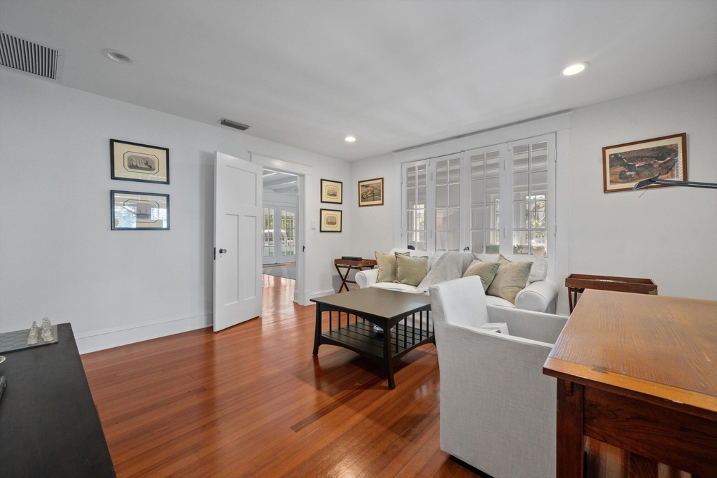 141 Chilean Avenue - Photo 6