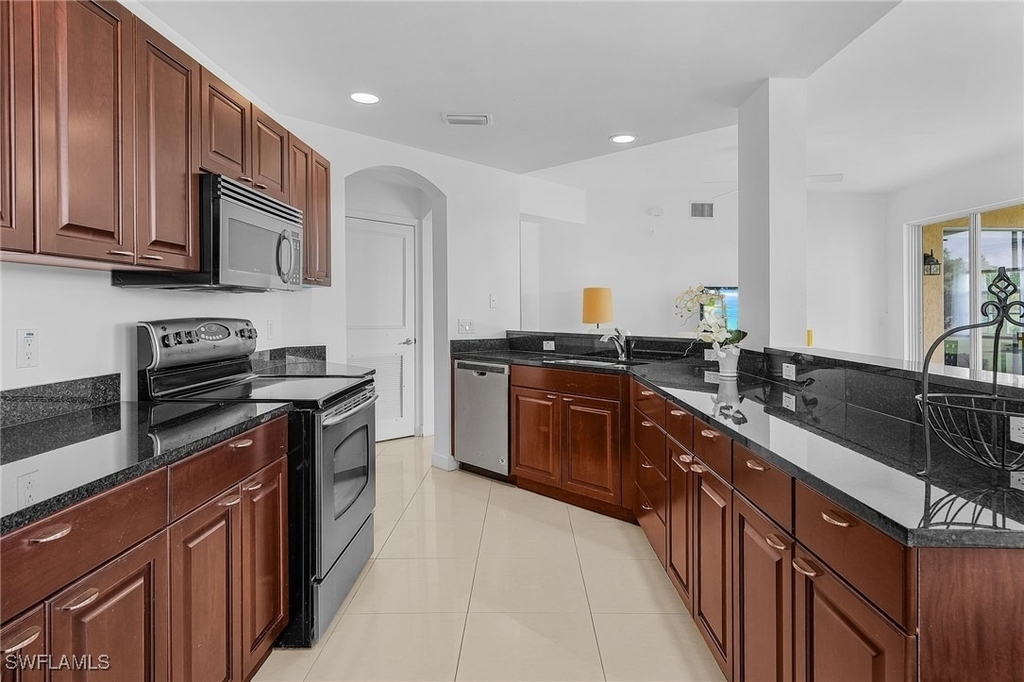 20240 Burnside Place - Photo 14