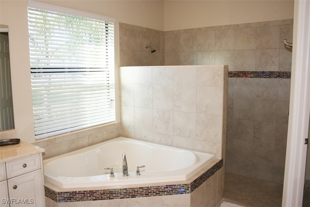3296 Pacific Drive - Photo 11