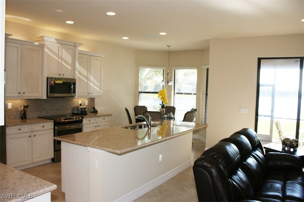 3296 Pacific Drive - Photo 2