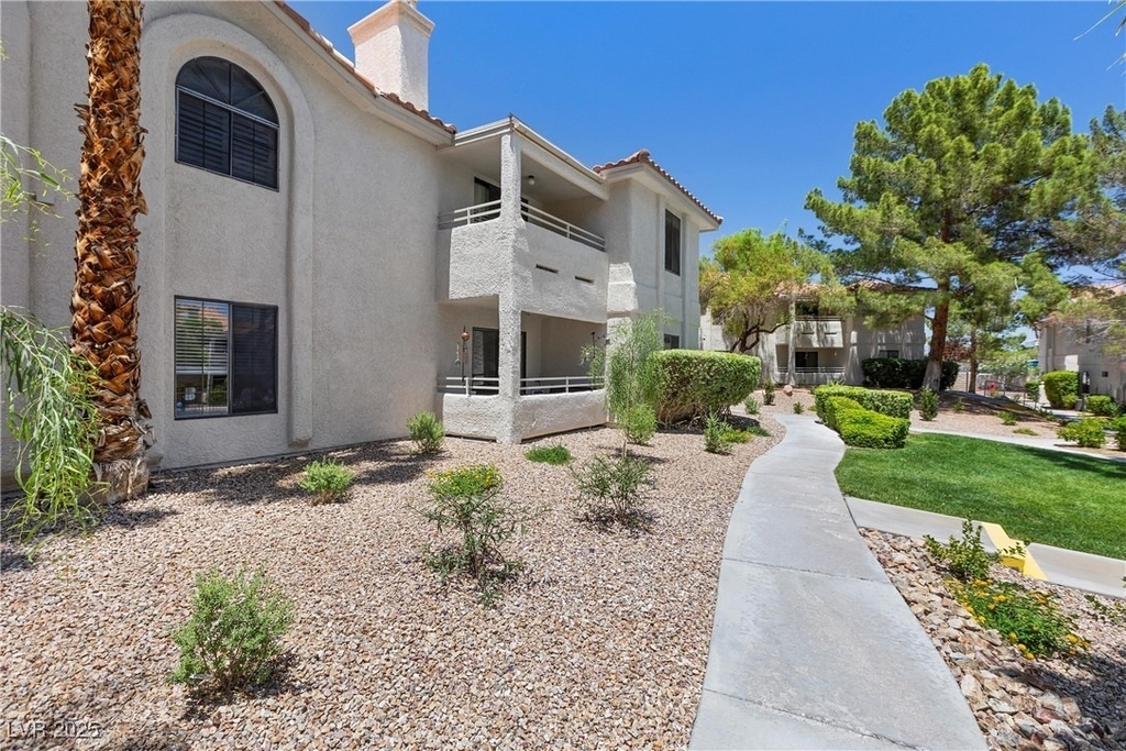 2623 S Durango Drive - Photo 0