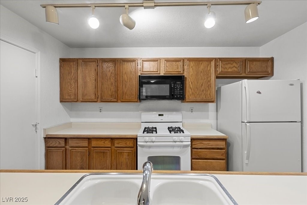 2623 S Durango Drive - Photo 2
