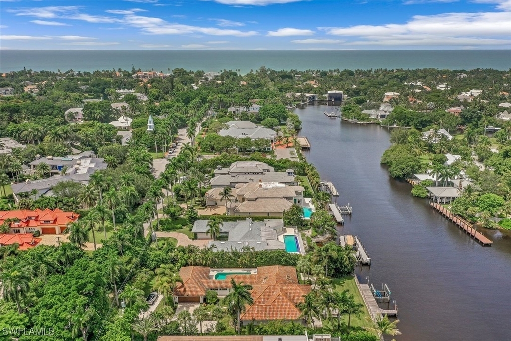 655 Galleon Drive - Photo 47