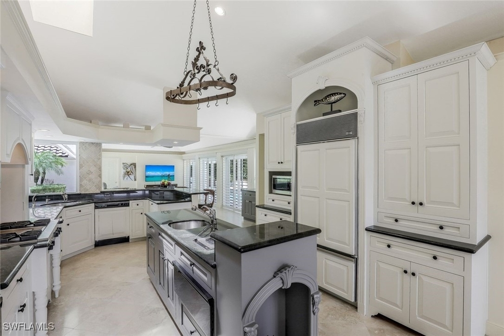 655 Galleon Drive - Photo 5