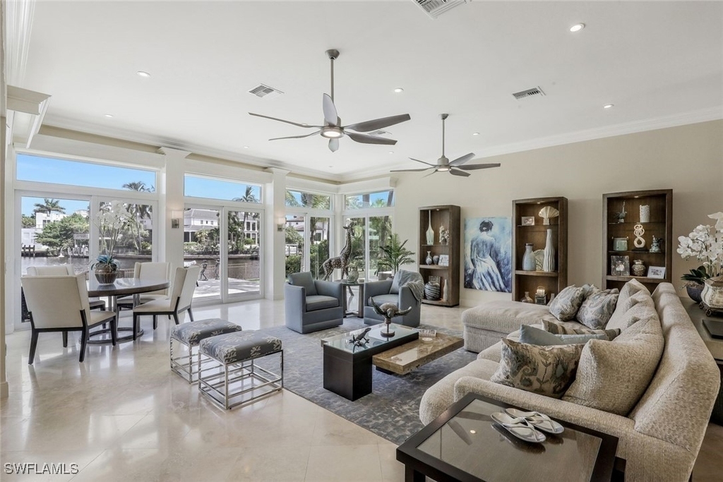 655 Galleon Drive - Photo 3
