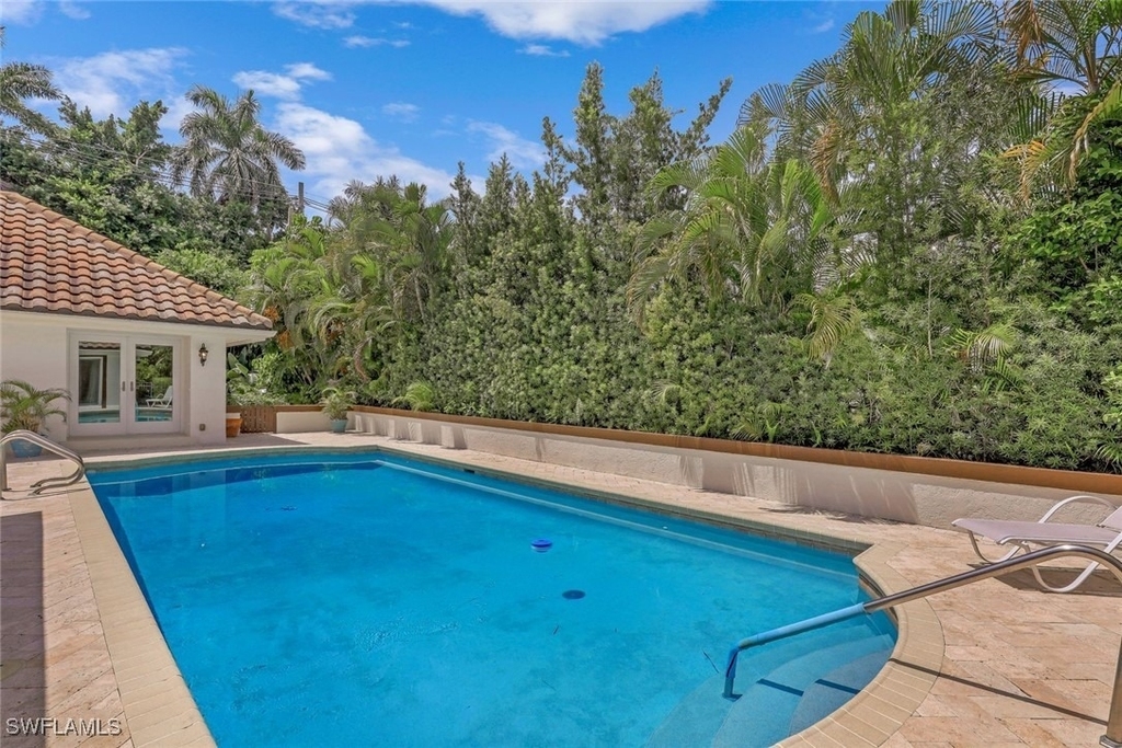 655 Galleon Drive - Photo 27