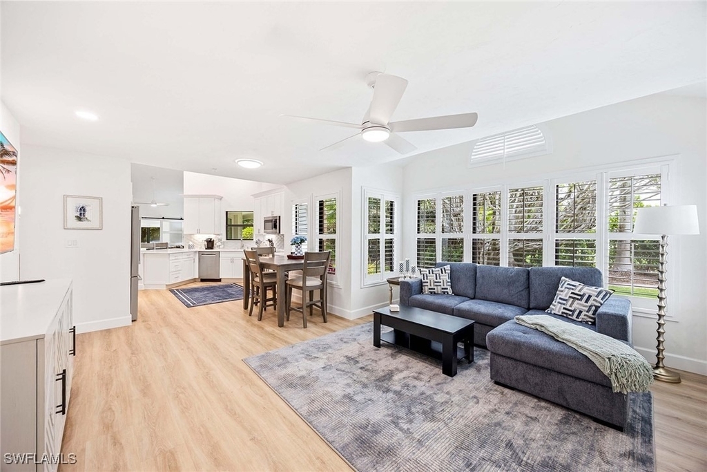 571 Park Shore Drive - Photo 17