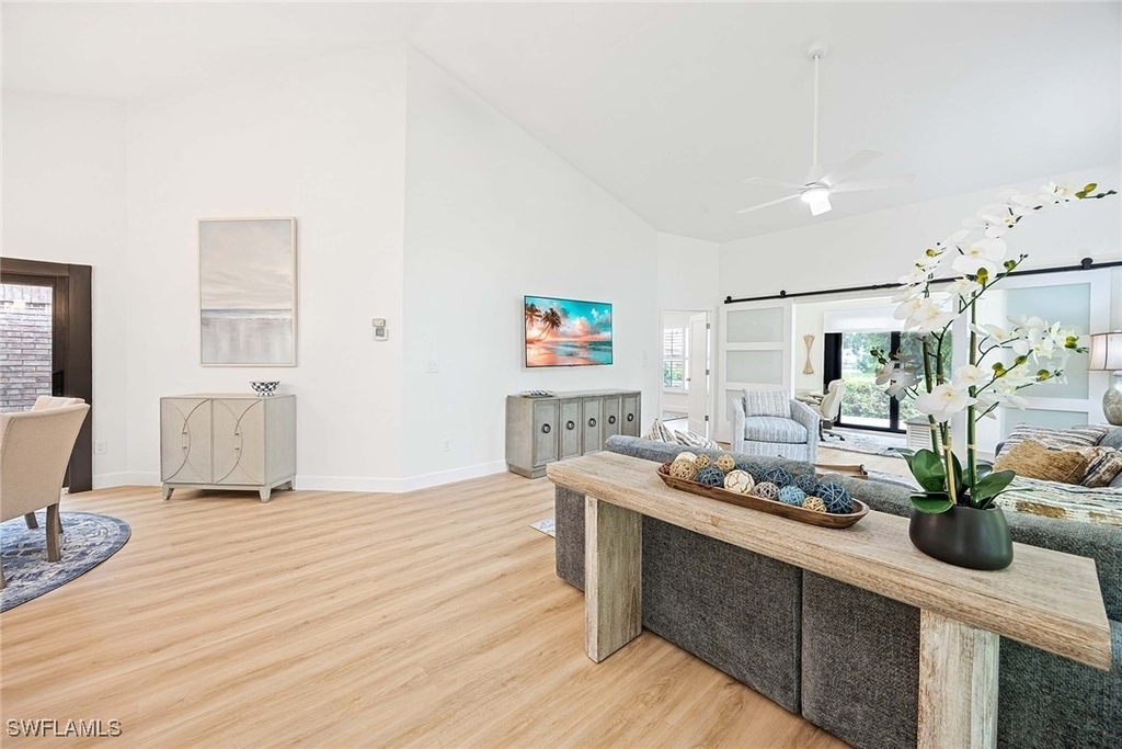 571 Park Shore Drive - Photo 11