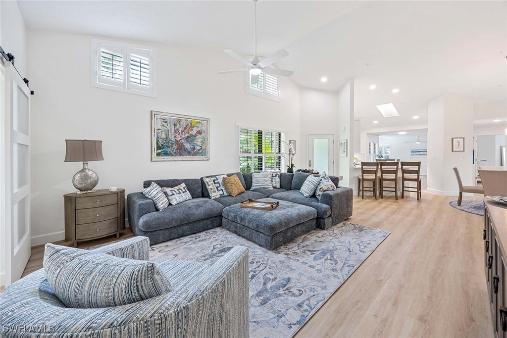 571 Park Shore Drive - Photo 8