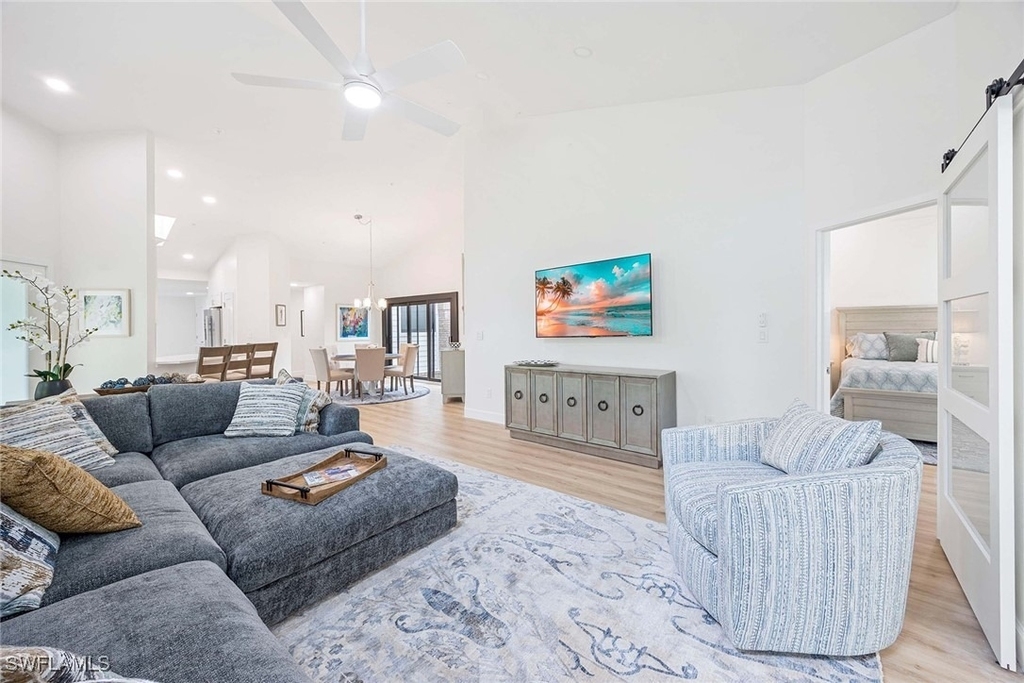 571 Park Shore Drive - Photo 9
