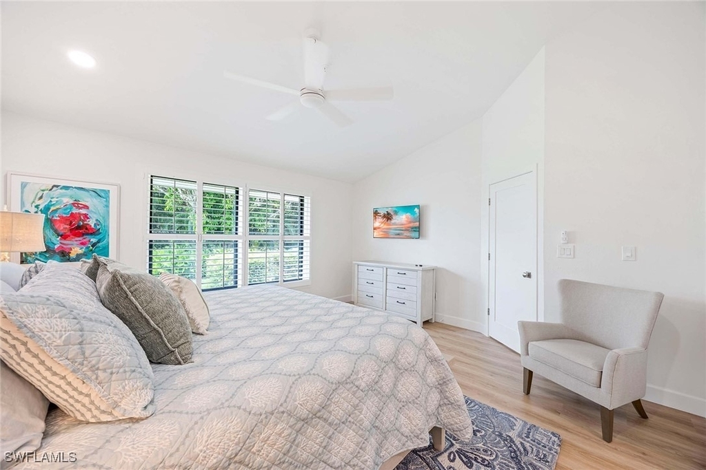 571 Park Shore Drive - Photo 22