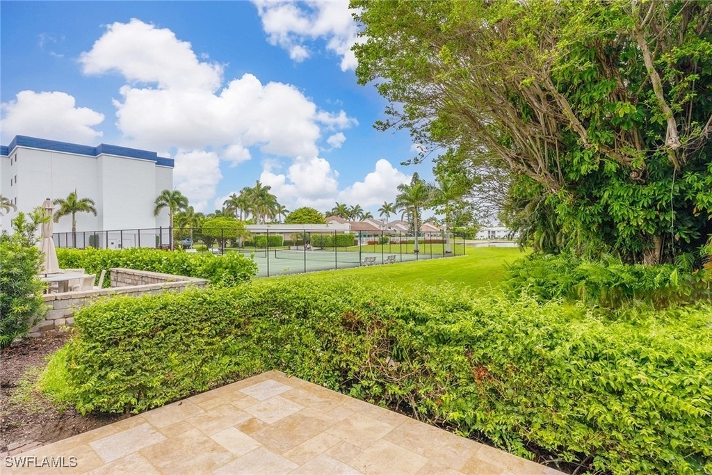 571 Park Shore Drive - Photo 31