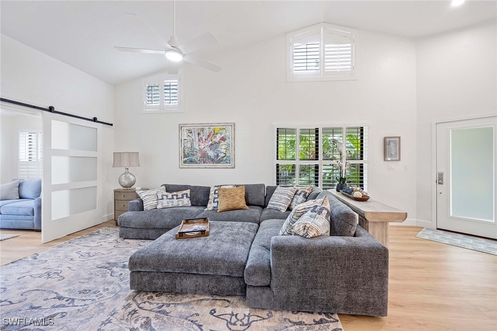 571 Park Shore Drive - Photo 7