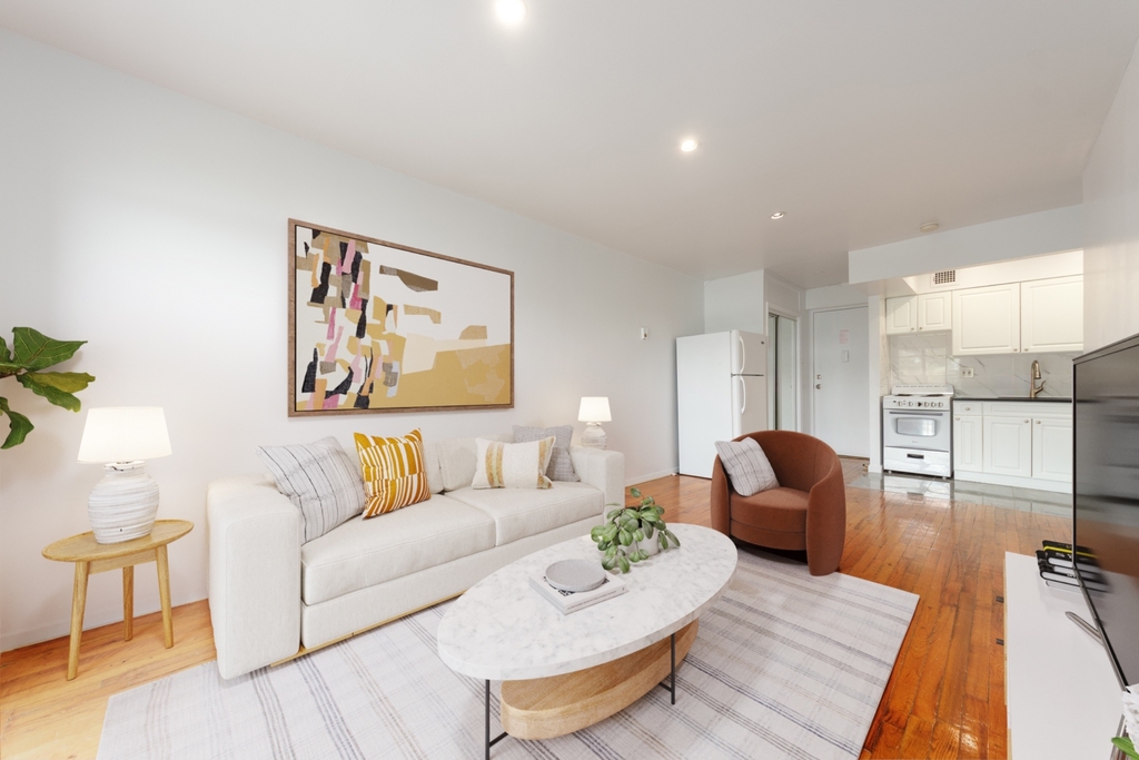 12-10 Astoria Park South - Photo 3