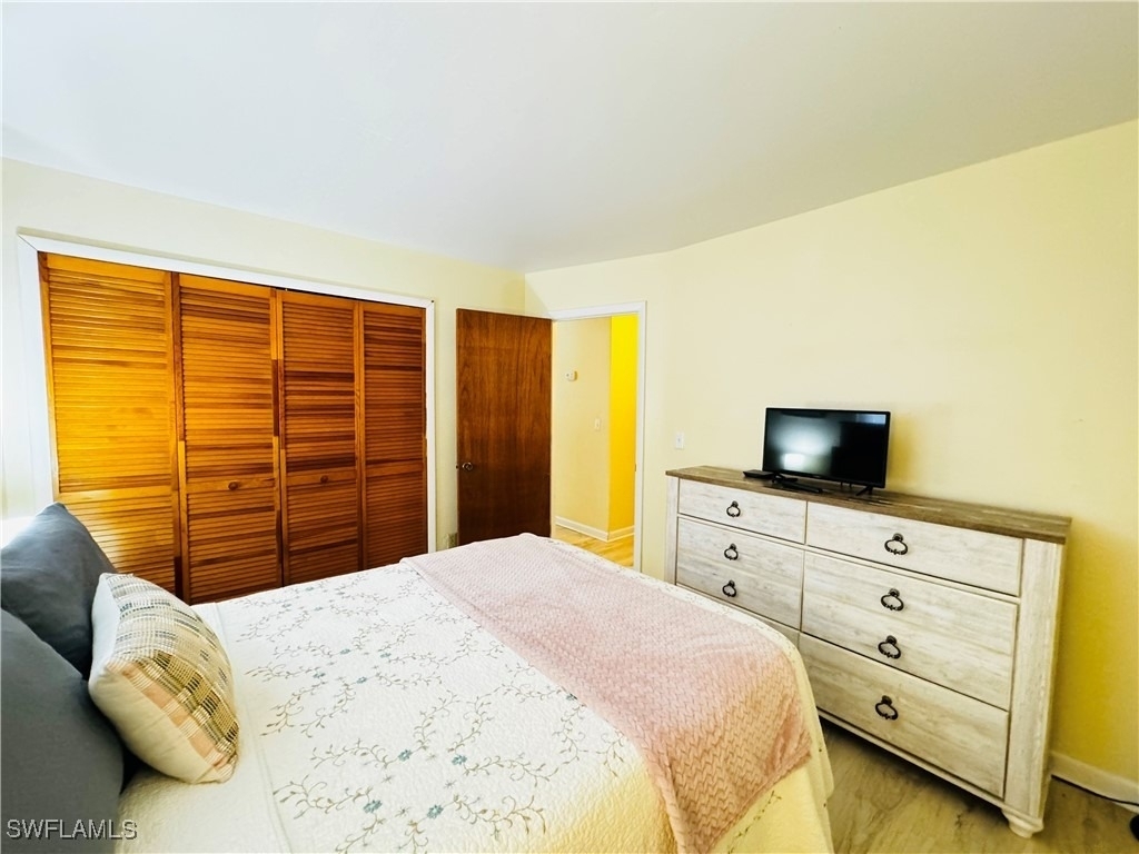 4903 Vincennes Street - Photo 10