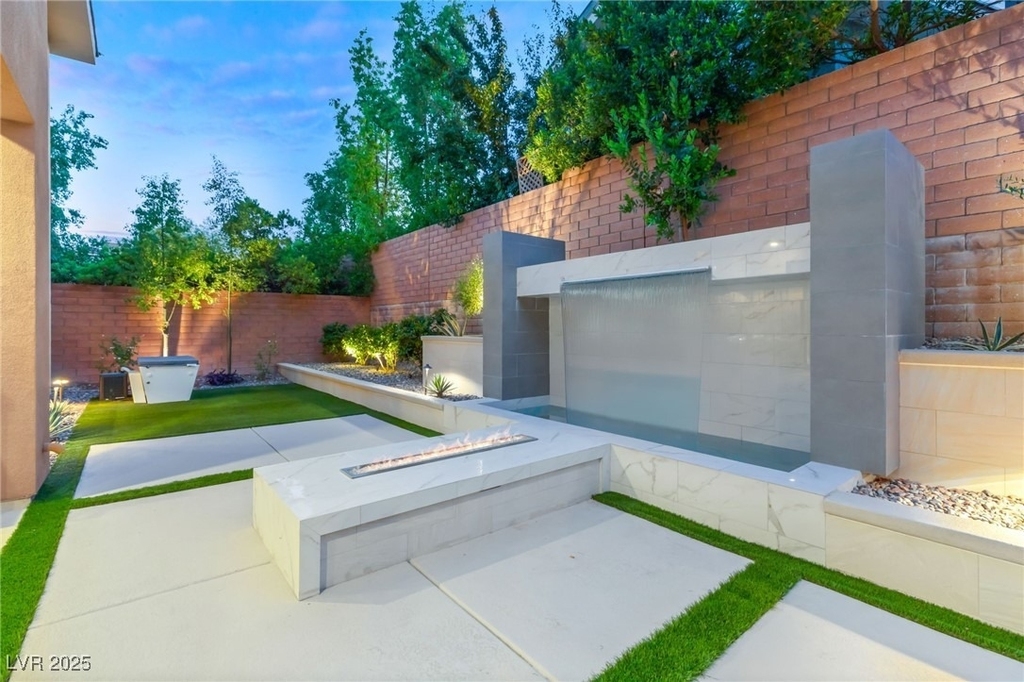 19 Garden Rain Drive - Photo 40