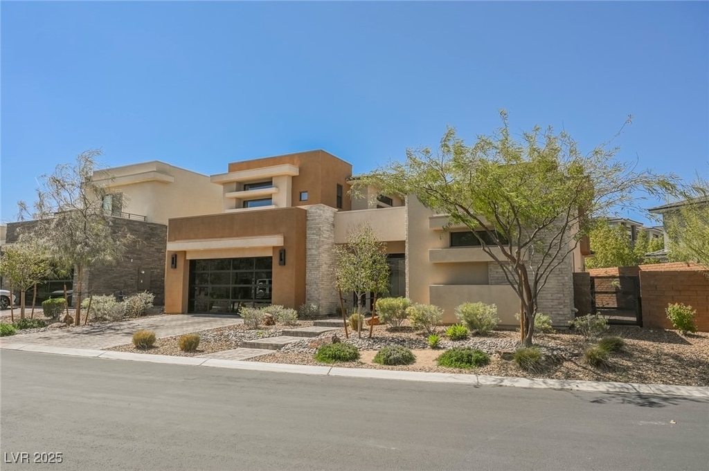 19 Garden Rain Drive - Photo 0