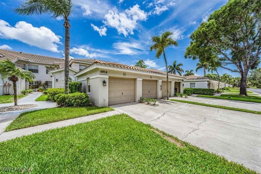 6914 Satinleaf Road N - Photo 24