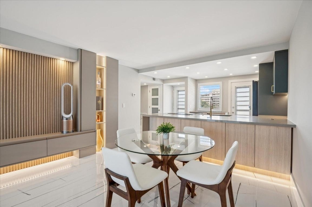 201 N Ocean Boulevard - Photo 1