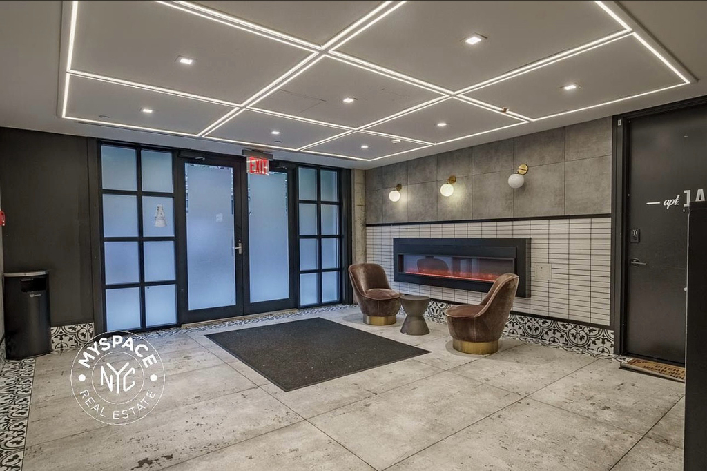 31-19 37th Street - Photo 8