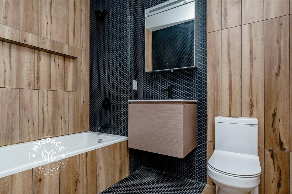 31-19 37th Street - Photo 5