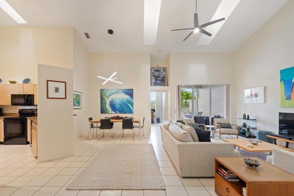 1302 Mahogany Place - Photo 3