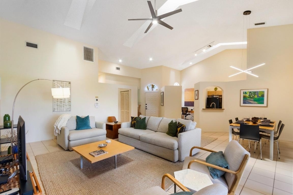 1302 Mahogany Place - Photo 7