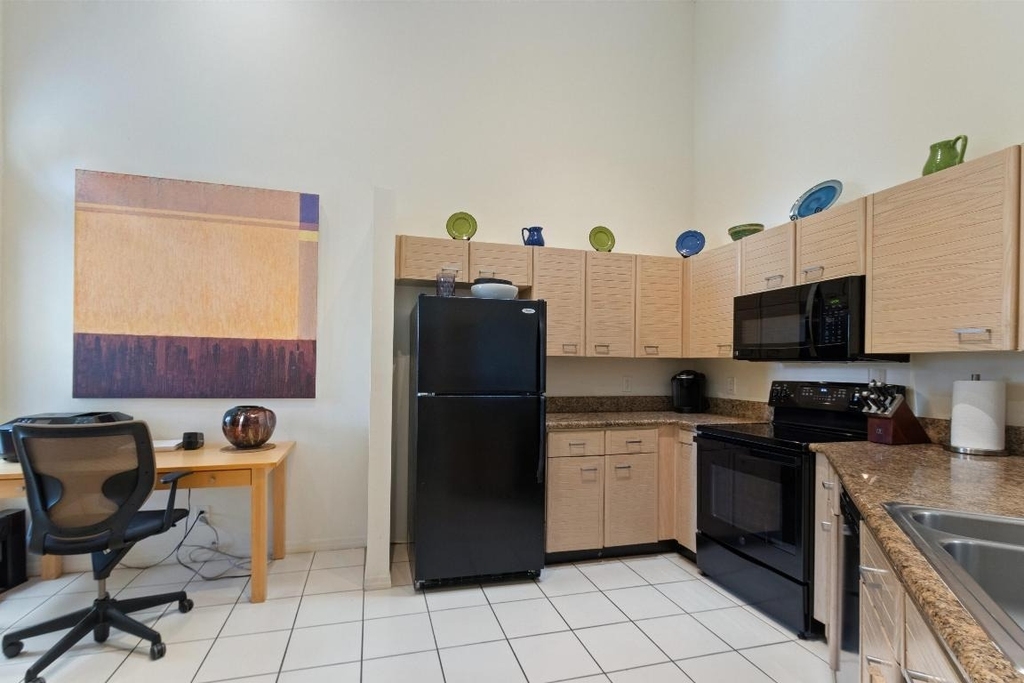 1302 Mahogany Place - Photo 9