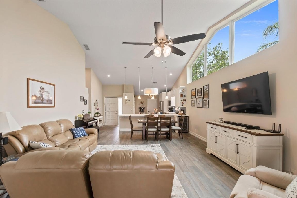 1401 Mahogany Place - Photo 7