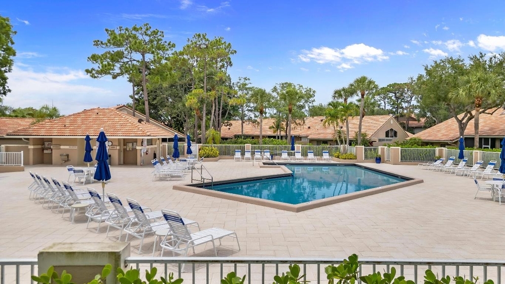 1401 Mahogany Place - Photo 29