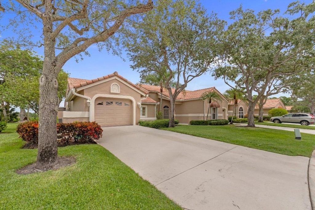 1401 Mahogany Place - Photo 27