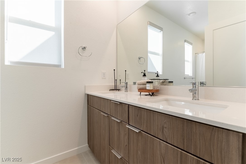 2526 Verdello Street - Photo 9