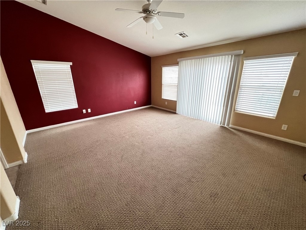 742 Canary Wharf Drive - Photo 32