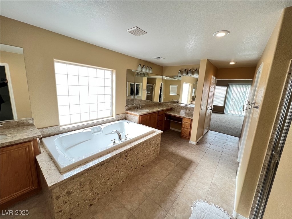 742 Canary Wharf Drive - Photo 38