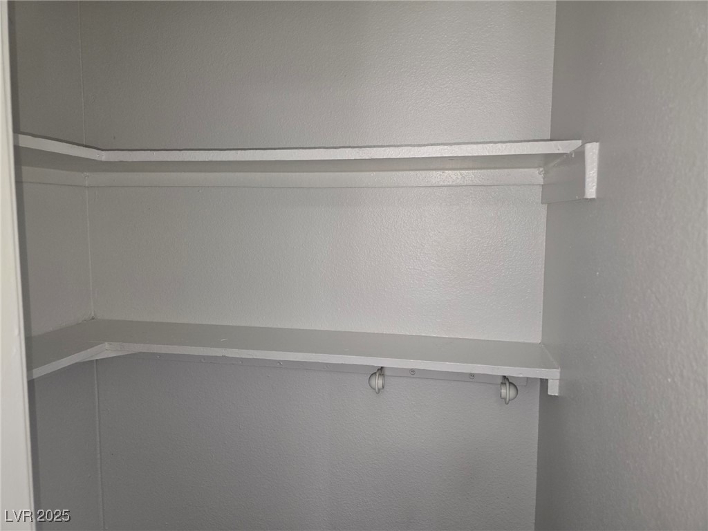 1724 Breckenwood Court - Photo 8