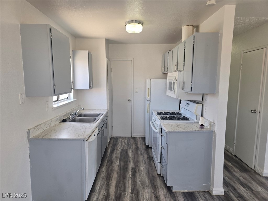 1724 Breckenwood Court - Photo 5