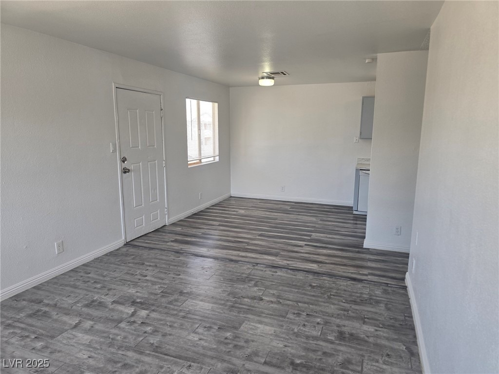 1724 Breckenwood Court - Photo 3