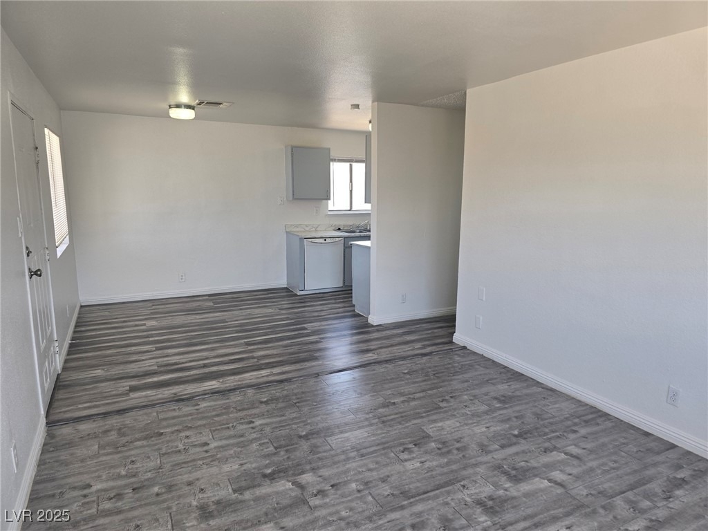 1724 Breckenwood Court - Photo 2