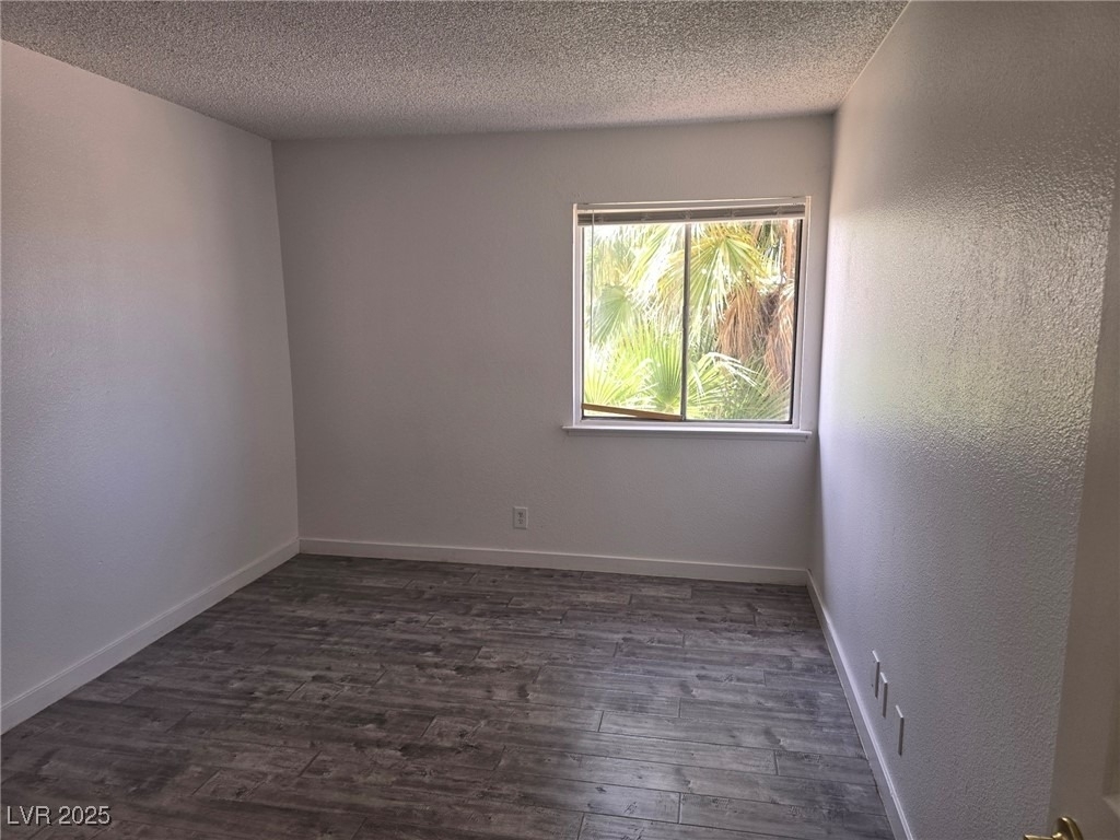 1724 Breckenwood Court - Photo 12