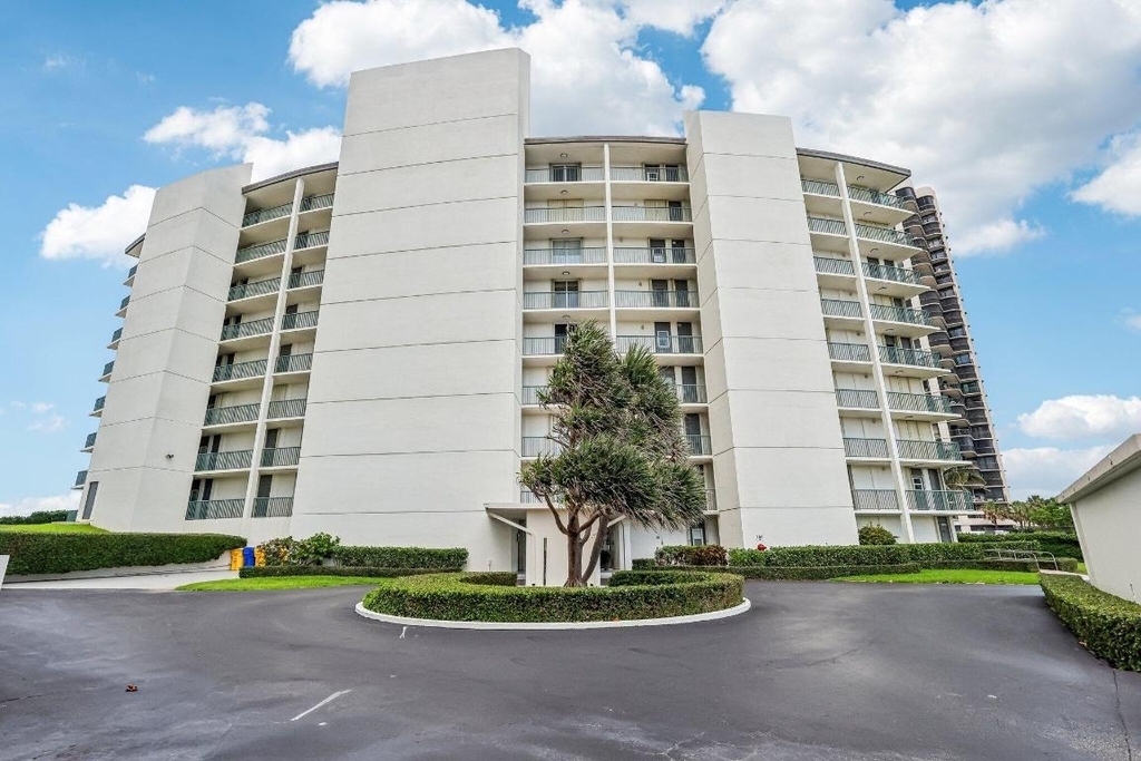 5400 N Ocean Drive E - Photo 2