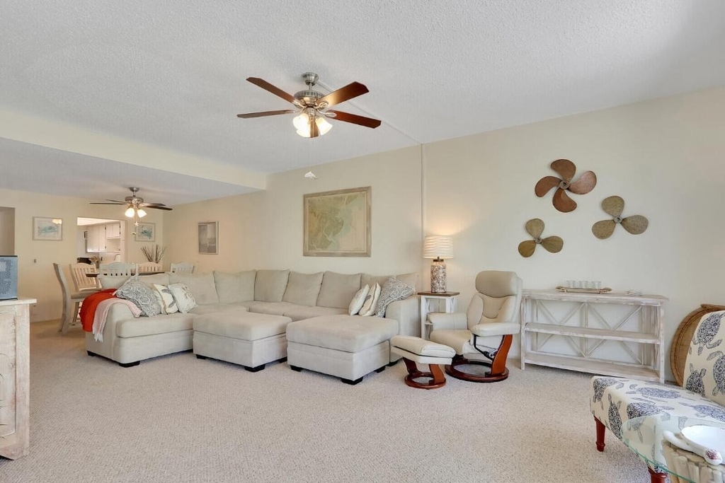 2051 Ne Ocean Boulevard - Photo 3