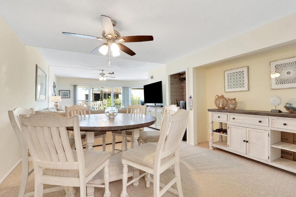 2051 Ne Ocean Boulevard - Photo 1