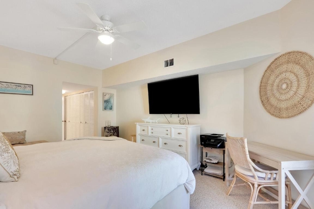 2051 Ne Ocean Boulevard - Photo 15