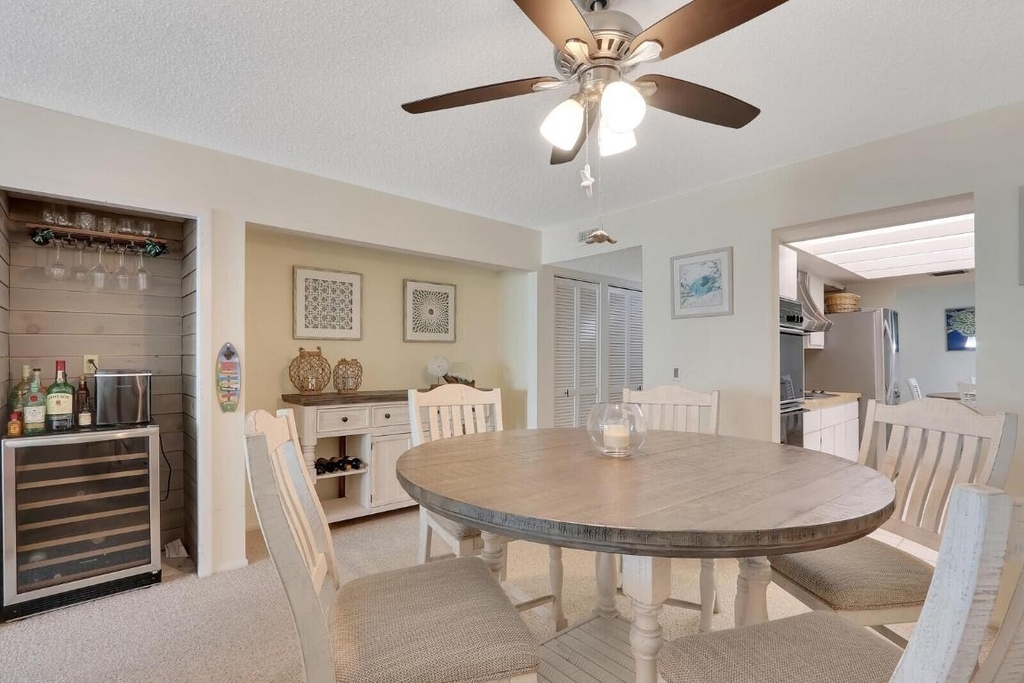 2051 Ne Ocean Boulevard - Photo 2