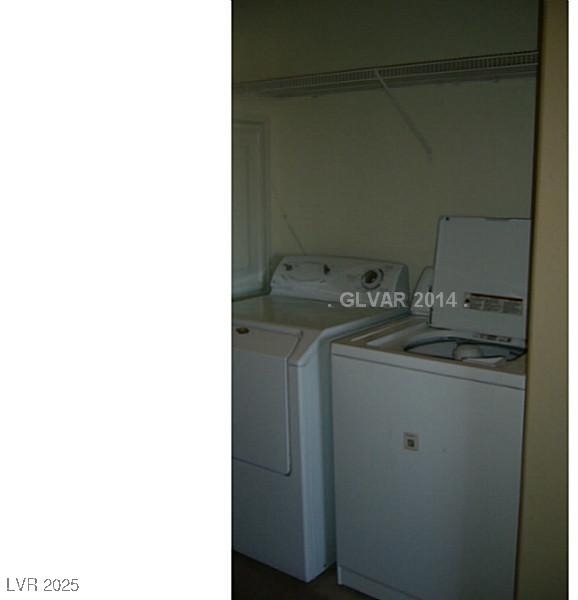 2050 N Los Feliz Street - Photo 11