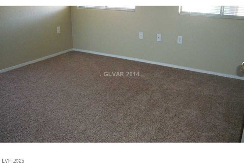 2050 N Los Feliz Street - Photo 29